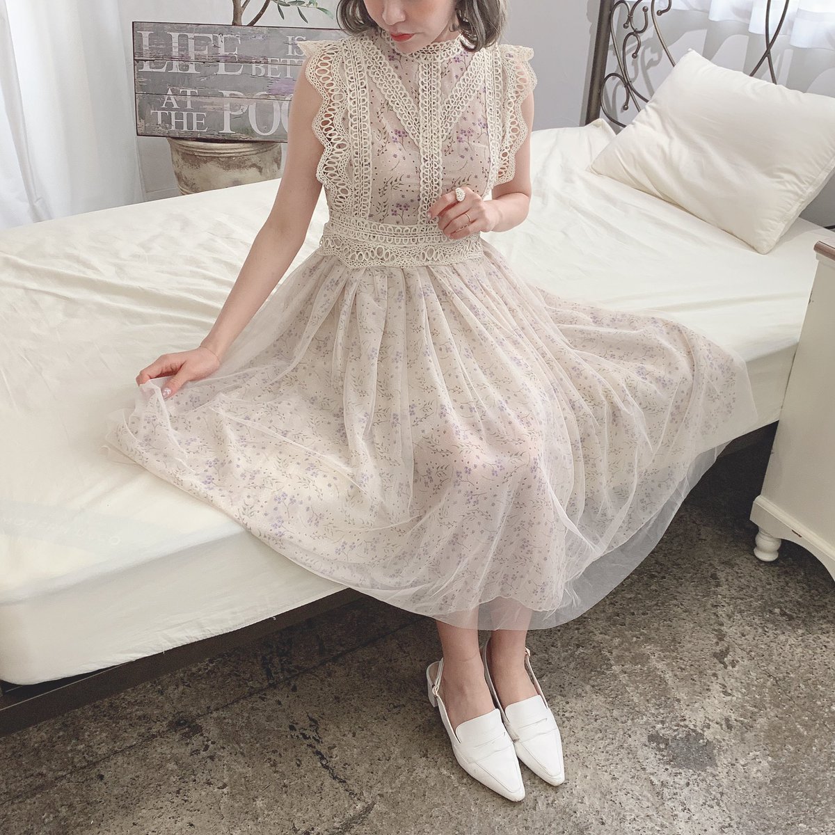 Millea_official's tweet photo. 大人気のFlower lace onepiece再入荷♡
レースとチュールでこの上ない可愛さ..♡
https://t.co/umDIHQ5keE

#ワンピース #チュール https://t.co/BAQxc3a10b