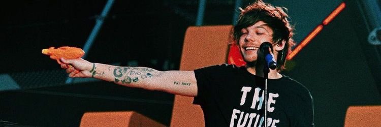 roseguccidagger's tweet photo. @UpdatesHL @Louis_Tomlinson #BBMAsTopSocial Louis Tomlinson @Louis_Tomlinson https://t.co/fhjjInSLFx