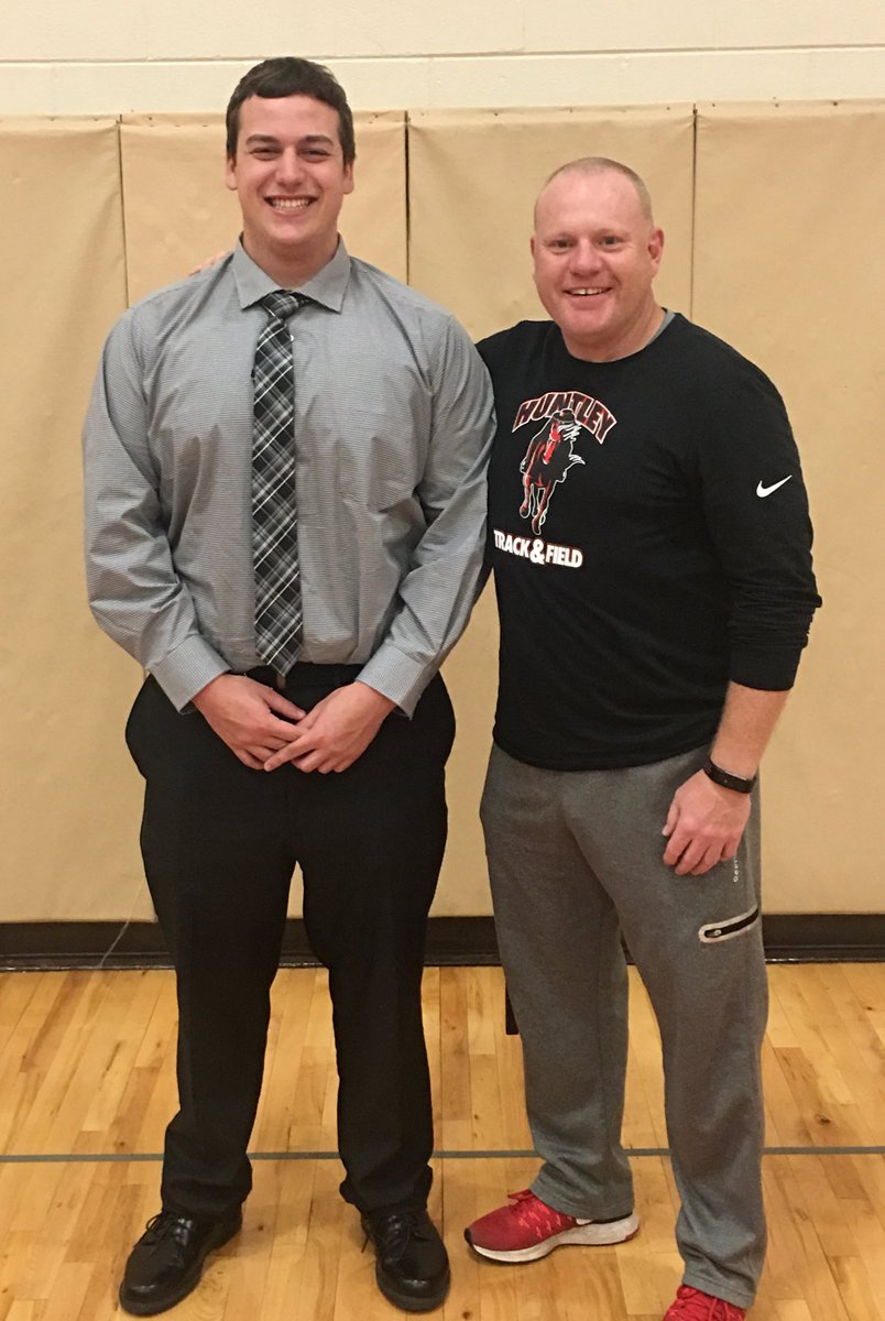 HuntleyBoysT_F's tweet photo. HHS Signing Day 2019 with @Pitrone96 who is headed to @Carthage_FB to play football for the Red Men...hopefully @Carthage_MXCTF will reach out to us about this guy throwing shot put and hammer for them too!Congratulations Alex! https://t.co/MMWjRlGVOx