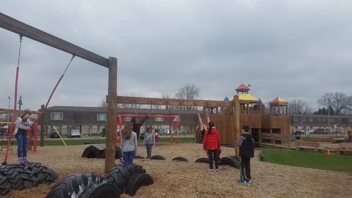 CARRIEROTH18's tweet photo. When it's testing day the specials teachers will play! #Roosevelt2020 #wb2020 #myplcrocks @MissBarnesWBSD https://t.co/genVv4gLN9