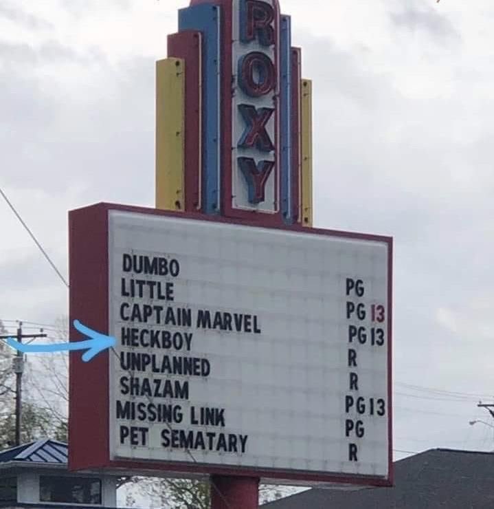 angerrae_'s tweet photo. God I love/hate my home town. Lmao.
#Heckboy
#Hellboy https://t.co/gXIUhO6Onc