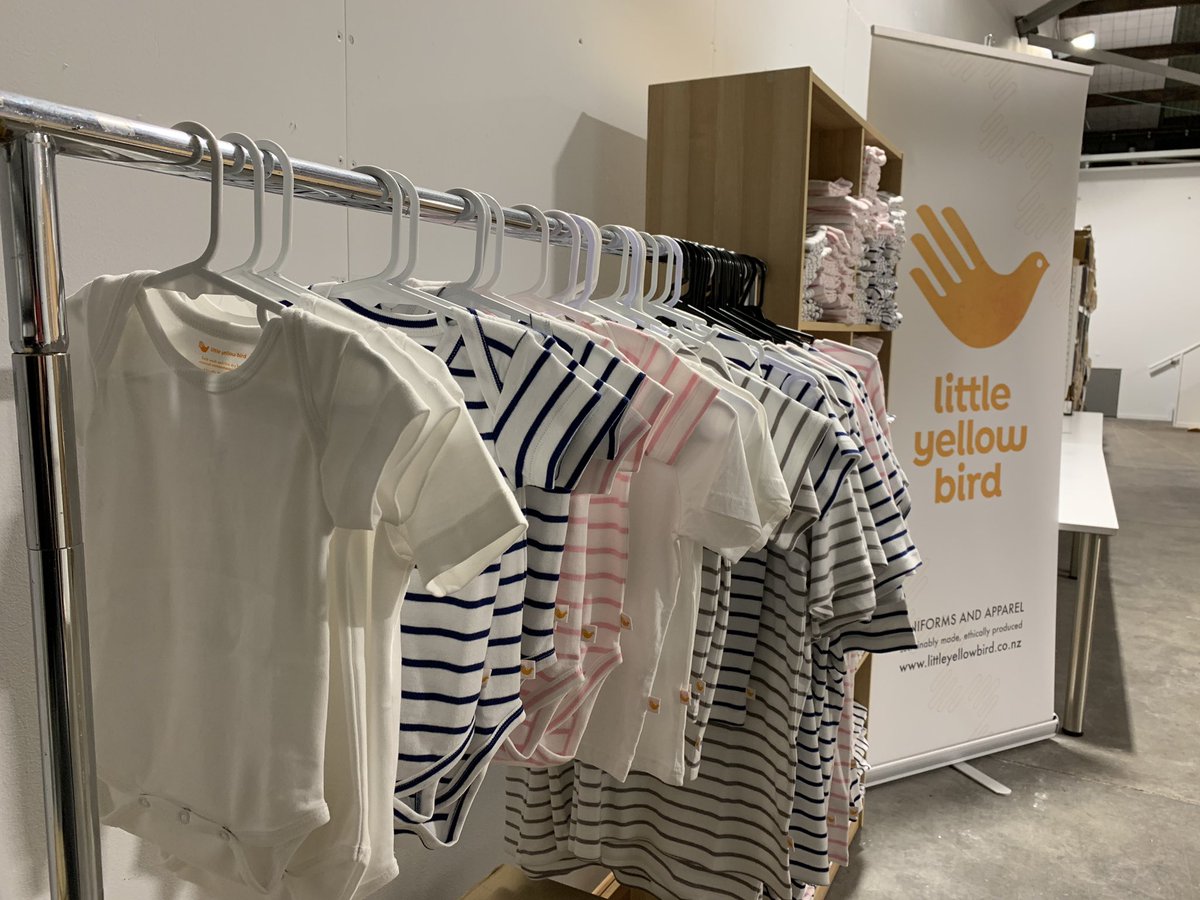 PledgeMe tweet media