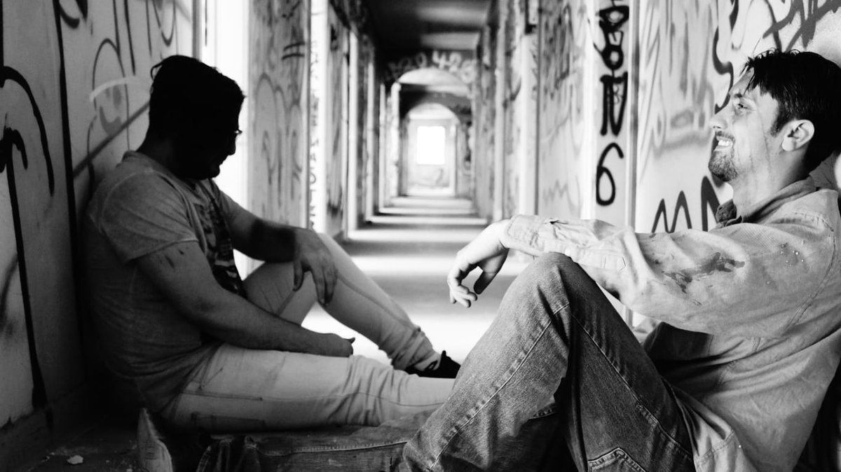 ReneVossen's tweet photo. Small break on the set of #jerrycoel
movie #film #onset #filmset #filming #filmcrew #chill #break #actors #actorslife #director #producer #behindthescenes #moviescene #filmlocation #eightelementsfilms #workhard #horror #thrillermovie https://t.co/EH0qIblcZA