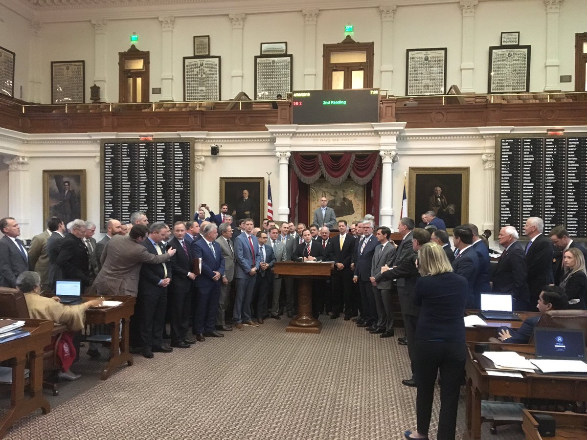 Burrows4TX's tweet photo. Thank you @GovAbbott, @RepDennisBonnen and my house colleagues in the passage of SB2. This bill increases transparency and slows the growth of property taxes. Texas continues to lead the way.#txLege https://t.co/trDzqUFpW0