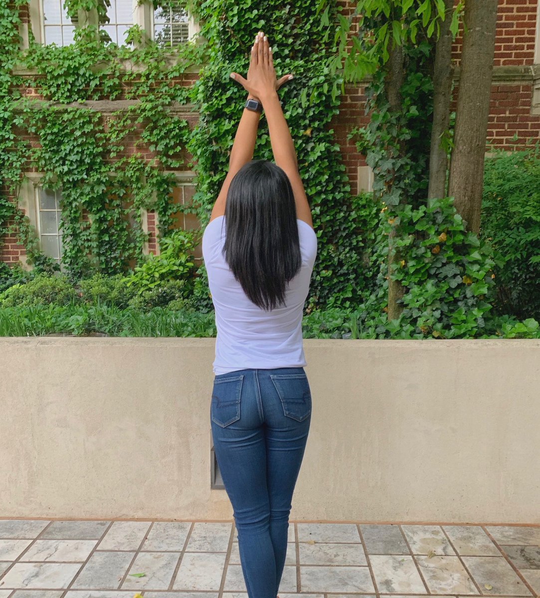 Erin_luv's tweet image. Is second day out a thing?? #instasawitfirst #aka1908 #firstandthefinest