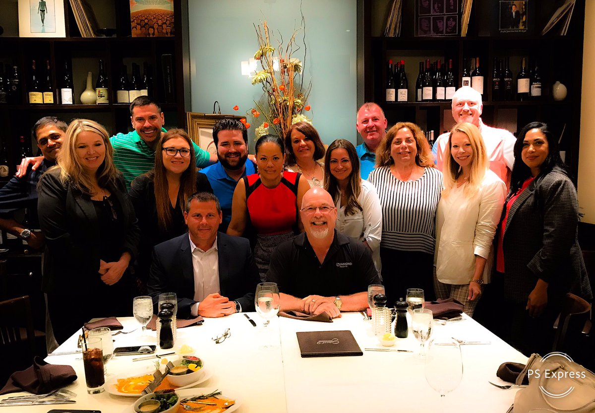BxGguy2020's tweet photo. The 30 day countdown to excitement @MyMyrtleBeach starts May 1st. Had a blast tonight @diamondresorts first MB S&amp;M Leadership dinner. Such exciting times ahead as we building something special together. #EmployerOfChoice #NoOneHasItBetterThanUs so join us @DiamondCareers today https://t.co/LrnyY1uXTF