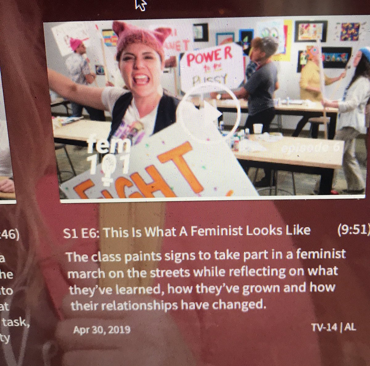 Kickin’ ass and makin’ signs! #seasonfinale #fem101 #seekatv #thisiswhatafeministlooklike #episode6 #webseries #comedy 💪🏻🎥❤️✨