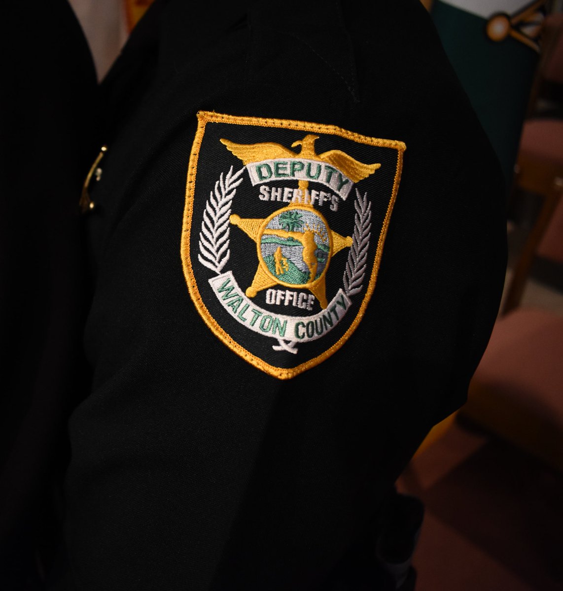 WCSOFL's tweet photo. Oh hey, we’ve reached 1️⃣3️⃣k followers!
That’s pretty awesome! 👍🏼👍🏼👍🏼
How about a patch giveaway to celebrate? 🥳🥳🥳
Must RT, reply, and like to enter!
#lesm | #TuesdayMotivation | #PatchGiveaway https://t.co/W6fPDQvYiJ