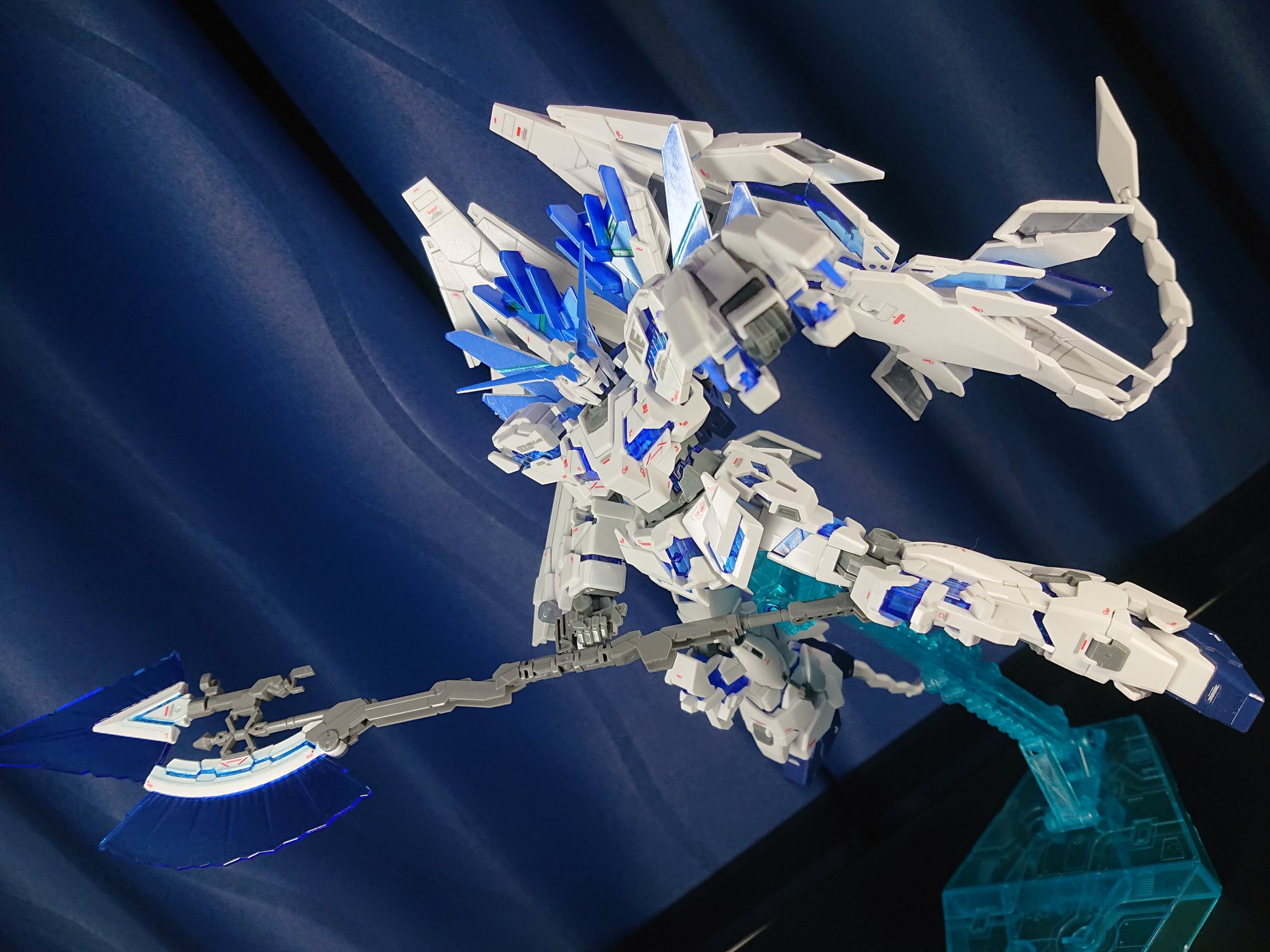 Off Hg 1 144 ガンダムベース限定 ユニコーンガンダム ペルフェクティビリティ デストロイモード 令和元年で最初に作ったガンプラということになります Hgユニコーン専用デカールを使っているので よりかっこよくなりますね ガンプラ ユニコーン Off Hg 1 144 ガンダムベース限定 ユニコーンガンダム ペルフェクティビリティ デストロイモード 令和元年で最初に作ったガンプラということになります Hgユニコーン専用デカールを使っているので よりかっこよくなりますね ガンプラ ユニコーン
