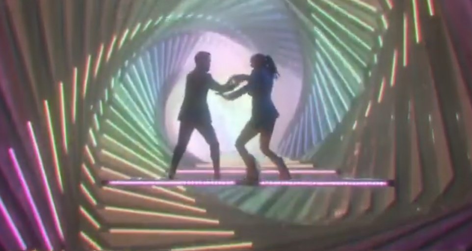 SpringDay1989's tweet image. #StreamMEparty #MeOutNow #MeMusicVideo @taylorswift13 @taylornation13  💃💃💃💃💃 streaming as much as i can ✊