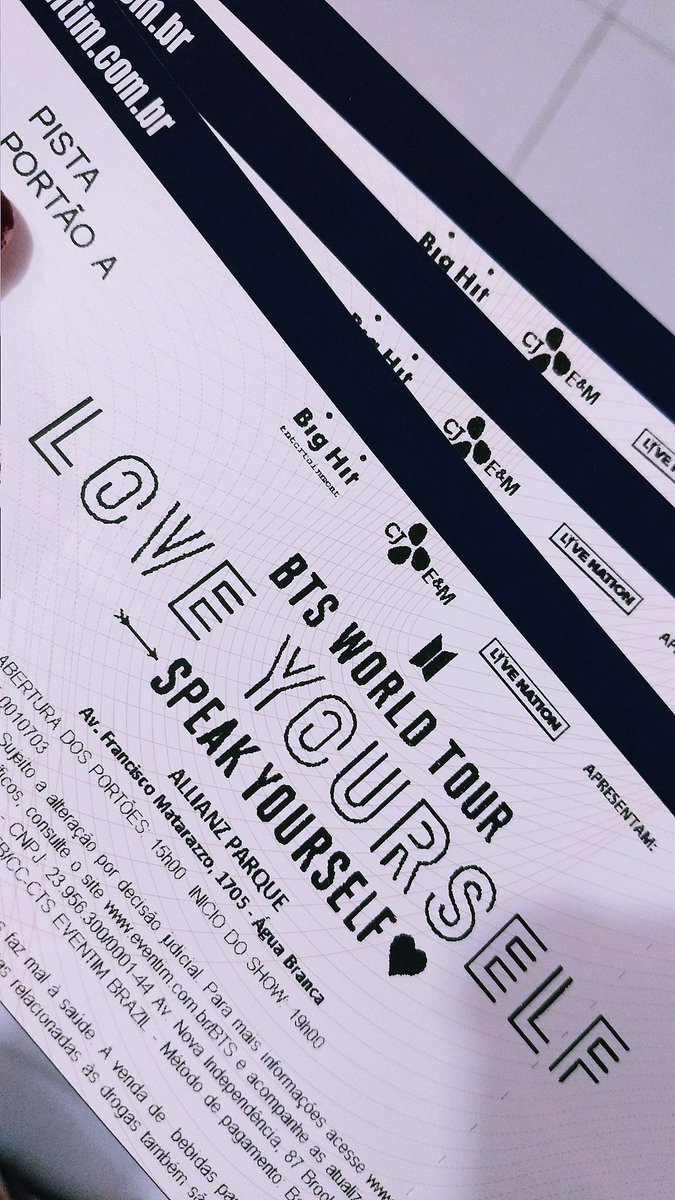 paraemorre's tweet image. [VENDA DE INGRESSO BTS]
• DIA 25/05
• PISTA, PORTAO A
• 3 INGRESSOS DISPONÍVEIS, DUAS INTEIRAS E UMA MEIA 
*obs: o preço cobrado é o msm do site, ingresso + taxas

Interessados chamar na dm da @peetapeida