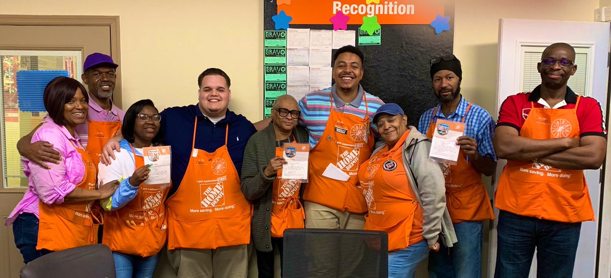 carloss_2583's tweet photo. Recognizing Top Specialists for an outstanding week in Specialty Sales and Services ! So proud of this team #2583 https://t.co/dn7DogfUq7