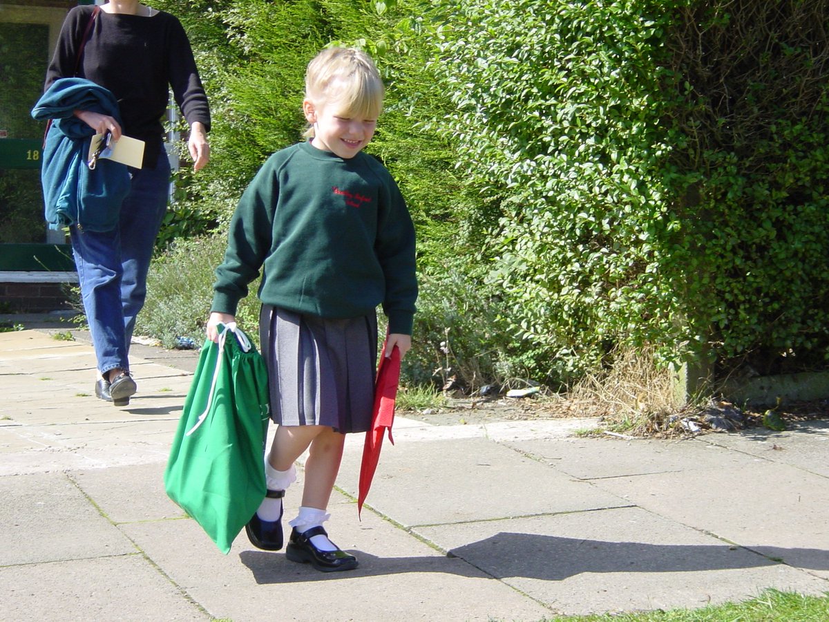 It's tough when your little one goes off to school for the first time!

stepsdance.co.uk/single-post/20…