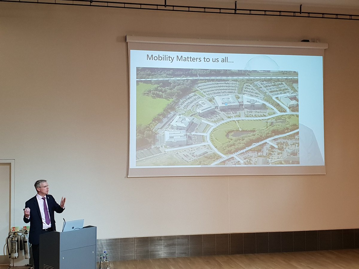 eLearningDLD's tweet photo. How we really spend time in the cloud age, Microsoft buildings built 20 years ago now obsolete despite expansion in work force, the future is for the 'learn it all' not the 'know it all' inspiring talk by Steve Beswick @DowneHouse @DHMrMac @TinaLEJones #msftschool #dhdigital https://t.co/b3BZC9BcvX