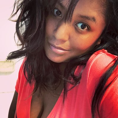 jijieweibel's tweet photo. #NewProfilePic #EcuadorianGirl #NoMakeUp #BeNatural #StayAtHomeMommy #Photographer #GraphicDesigner #TreasureCoastFl https://t.co/N1kk53VTWJ
