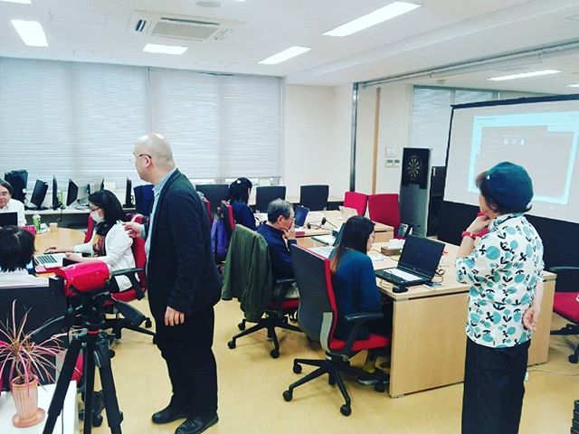kanko_mitaka's tweet photo. ミタカフェにてCMSを学ぶ勉強会に参加しています。操作を一つ一つ丁寧に教えてくださり大変わかりやすいです。
#三鷹
#CMS
#ホームページ
#ZOMEKI
#勉強会 https://t.co/oMNL0nSkiA