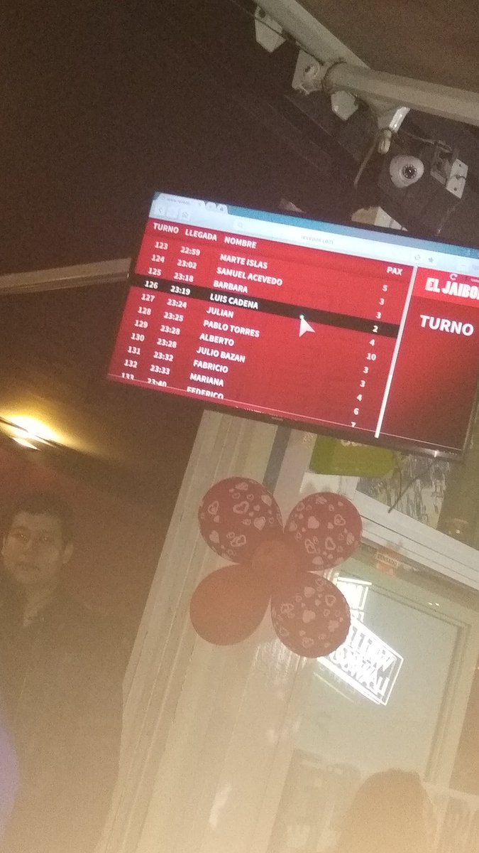 @Sam_Acevedo_CR <a href="/kiki_UuUr/">KiKi</a> Cómo que están haciendo fila para Jaibol.