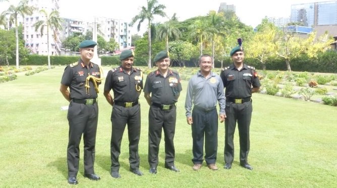 ThetMon8's tweet photo. Today Indian Army Director General of Military Operations Lieutenant General Anil Chauhan and party visited and laid wreath at the Rangoon War Cemetery https://t.co/ZkmHJM7LnJ