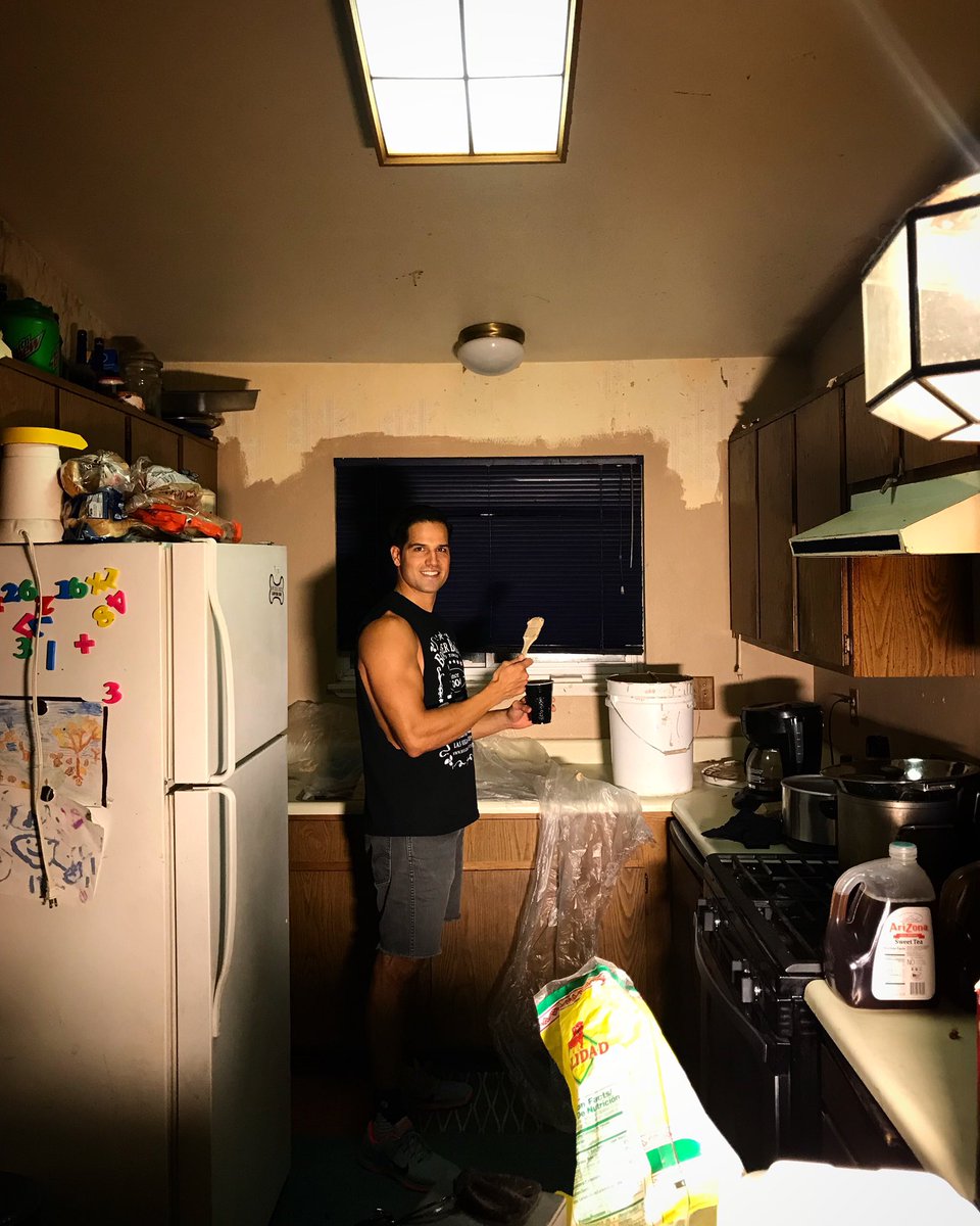 Ricardo_Laguna's tweet photo. Painting it my self is โA dollar saved is a dollar made!โ
๐จ๐ผโ๐จ
๐จ๐ผโ๐จ
๐จ๐ผโ๐จ
#AdollarSavedIsaDollarMade #remodelhome #landlord #DoItYourSelf #WorkFlow #DIY #HowToDoIt #HowToDIY #WorkingHands #HomeImprovement #HomeRemodel #HomeRepair #Vegas #fixerupper #RemodelingHomes #Cheapdiyprojects https://t.co/0Cpne7uKNP