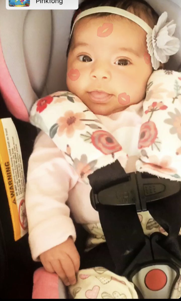 leorawwwr6's tweet photo. My heart is bursting for the love I have for this tiny human! 😭😍 #BabyMarjorie #NinaLovesYou https://t.co/n5hOQV01XK