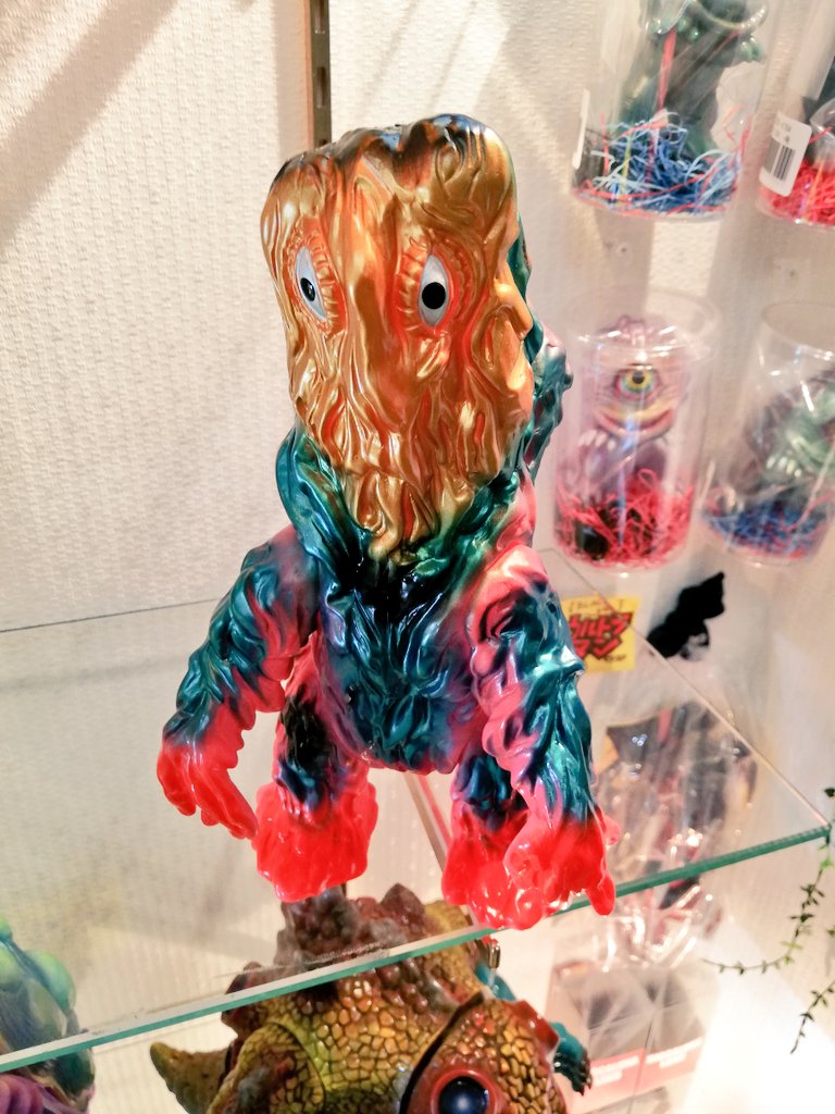 レビュー投稿で選べる特典 ヘドラ ハワイカラー(ピンク) 墓場の画廊