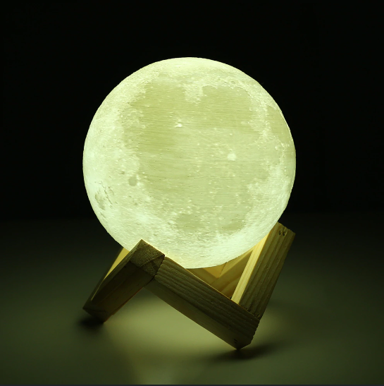MoonLampGenie1's tweet photo. Awesome world's best quality original MOON LAMP 02 COLOR 🌎 Free shipping worldwide! 💥 SALE Price! Full refund guarantee | #moonlamp https://t.co/uUFrvAWtUG