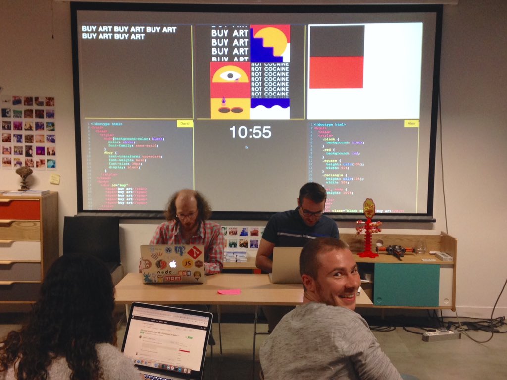 BouffeFront's tweet photo. Hier soir à la Bouffe Front chez @SFEIRParis : discussions autour de @reactnative avec @rchanaud, code battles 👩‍💻, bières 🍺, pizzas 🍕, et une bonne ambiance ! https://t.co/0wtuQsuTWe