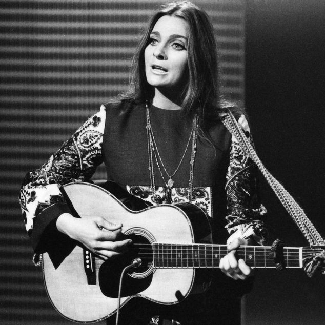Happy Birthday to American singer songwriter Judy Collins, born on this day in Seattle, Washington in 1939.    