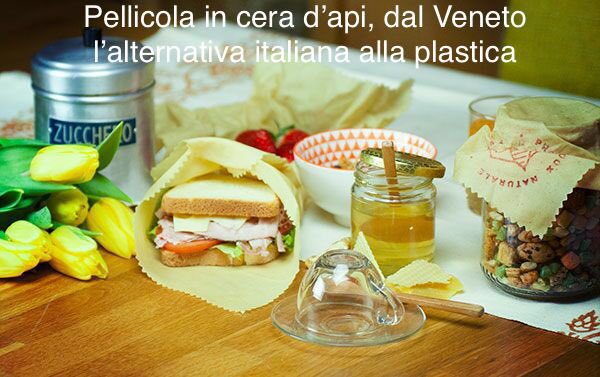 SmartgreenPost's tweet photo. Un'alternativa #ecologica alla pellicola per #alimenti in #plastica? Esiste ed è composta da #fibre di #cotone e da un ingrediente #naturale al 100%, la cera d'#api. #Apepak arriva dal #Veneto e oltre ad essere #ecosostenibile, è lavabile e #riutilizzabile fino a cento volte. https://t.co/37QhCOy39c