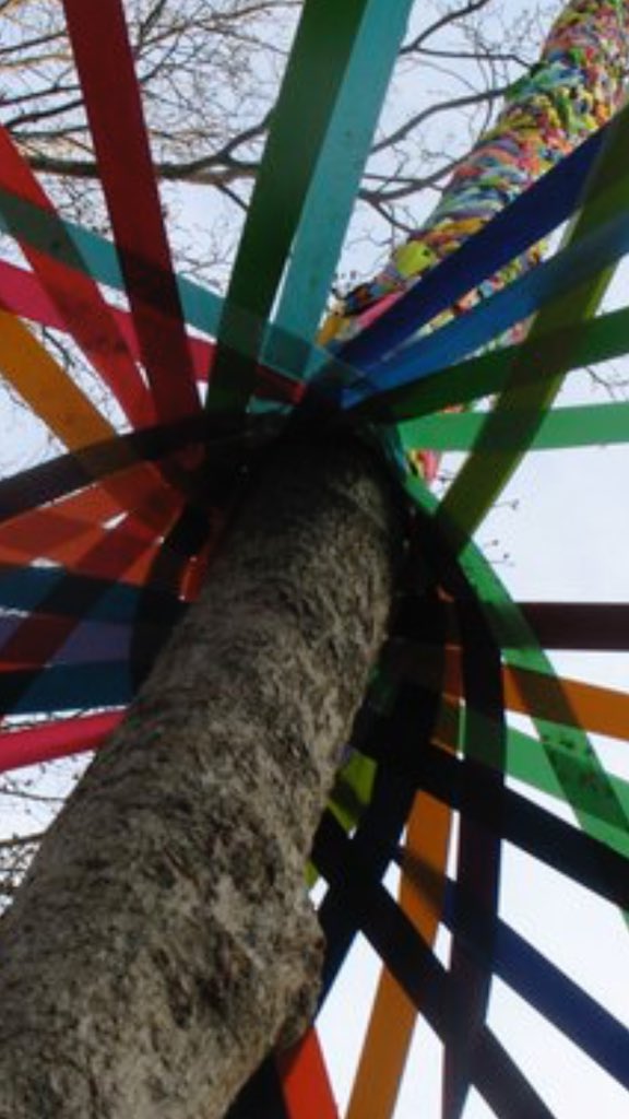 Stellawexford's tweet photo. May there be #Maypoles #Morrisdancers #Maybushes and #Mayqueens on your #MayDay https://t.co/oDLGRlgczW
