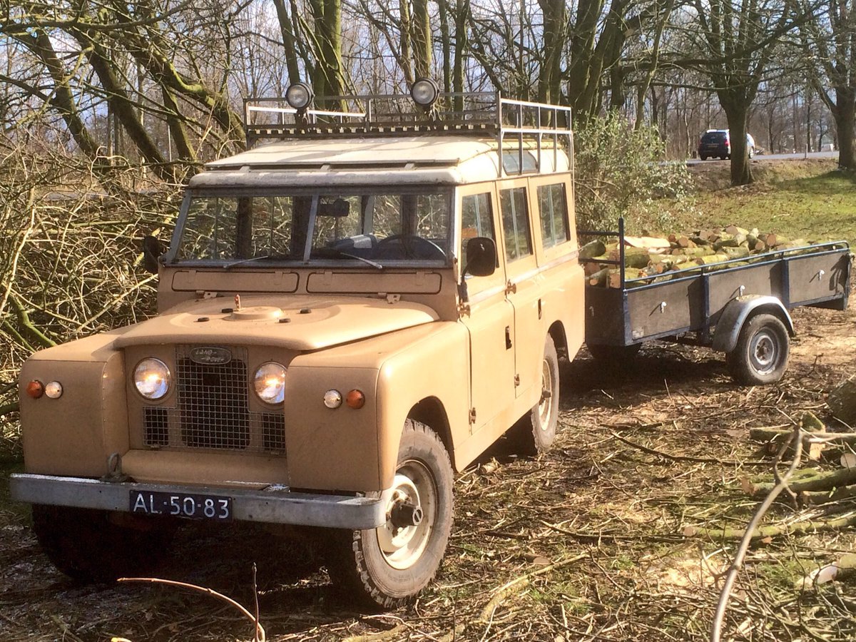 gerritadevries's tweet image. Forget the Discovery freelander. This is the real landrover #WorldLandRoverDay