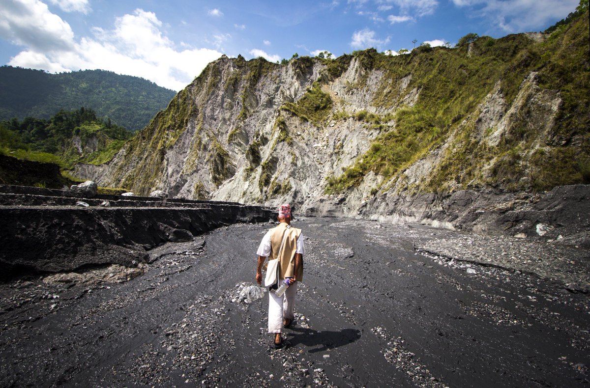 Alice Chautard 💧🌍📸 (@alicechautard) on Twitter photo What does climate change sound like?
Excited to announce that on 15 May <a href="/AshmoleanMuseum/">Ashmolean Museum</a> Limpet Space Race will be performing music exploring #climatechange & landslides using field recordings from <a href="/H2ONepal/">Himalayas to Ocean🇳🇵</a>. I'll be opening the piece & showing my photos.
osj.org.uk/event/in-our-h… What does climate change sound like?
Excited to announce that on 15 May <a href="/AshmoleanMuseum/">Ashmolean Museum</a> Limpet Space Race will be performing music exploring #climatechange & landslides using field recordings from <a href="/H2ONepal/">Himalayas to Ocean🇳🇵</a>. I'll be opening the piece & showing my photos.
osj.org.uk/event/in-our-h…