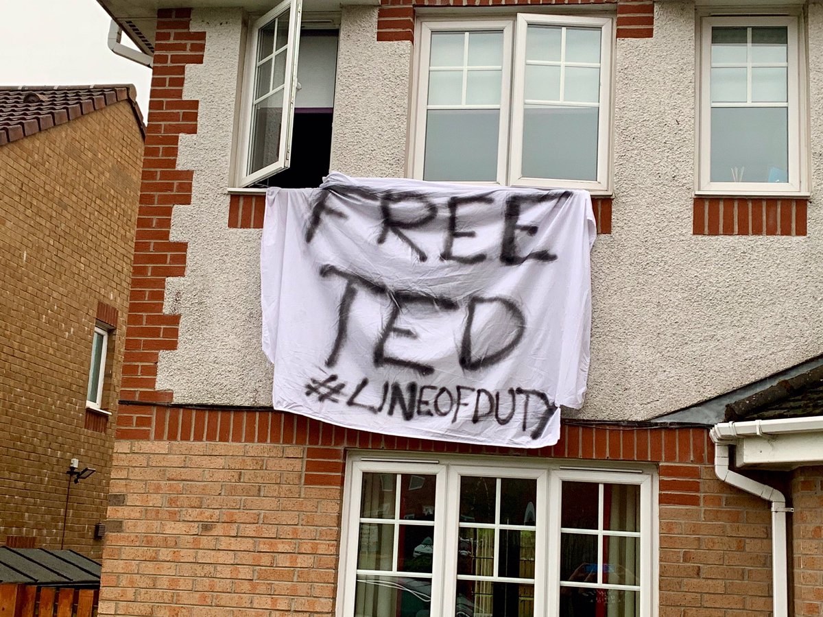 MissLHoward's tweet photo. Spotted: The #freetedhastings campaign in full swing in #Scotland @jed_mercurio @martin_compston  @Vicky_McClure @Line_of_duty @BBCOne #FreeTed #FreeTedHastings #LineOfDuty #AC12 #sundayfinale https://t.co/7ngOPFHL02
