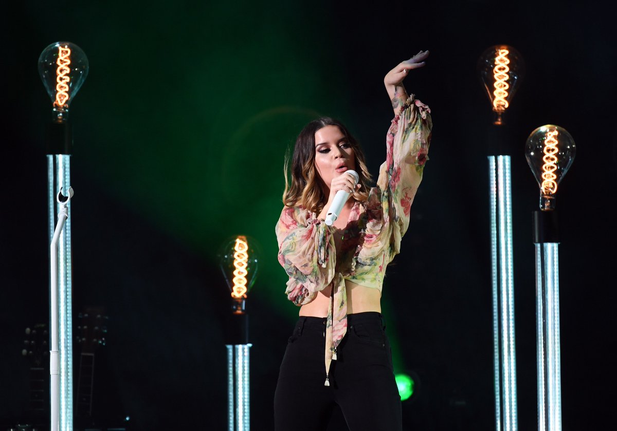 NYCountry947's tweet photo. Whatcha doing Friday night? How about going to see & meet @MarenMorris backstage @brooklynsteel! Listen to #KellyFordInTheMorning at 9:40 for your chance to win tickets! @thekellyford #KFOintheMO (📸© Ron Elkman/USA TODAY NETWORK) https://t.co/mCmmJKCgBm