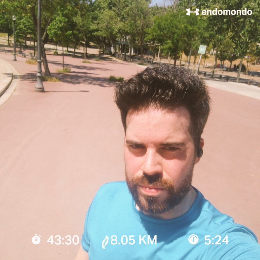 lizqjue's tweet photo. Getting ready for #cursaguardiaurbana #cursadiagonal #cursadir #running #sport #Barcelona https://t.co/kXjGxF8NWP