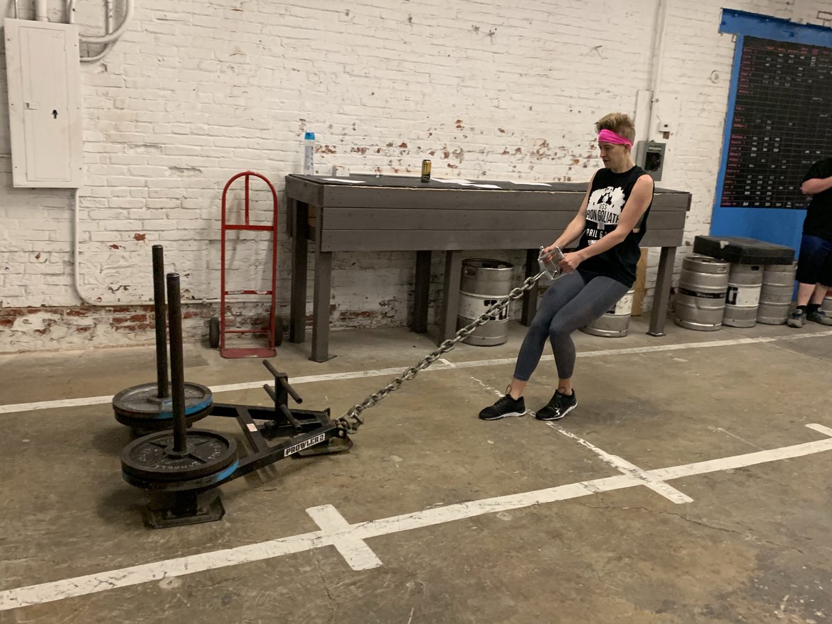 It’s hump day again!!! Keep grinding through the week💪💪💪