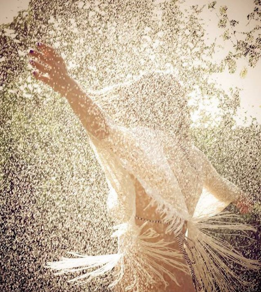 Mediumvidente_'s tweet photo. ॐ Como el perfume de la flor se propaga por el aire, así será la fragancia de Dios producida por tu práctica diaria, se transportará en el viento al mundo en general. 🌺🌎✨

#anandamayima #dios #god #mundo #world #espiritualidad #spirituality #divino #divine #yoga https://t.co/f2p6I1LX6O