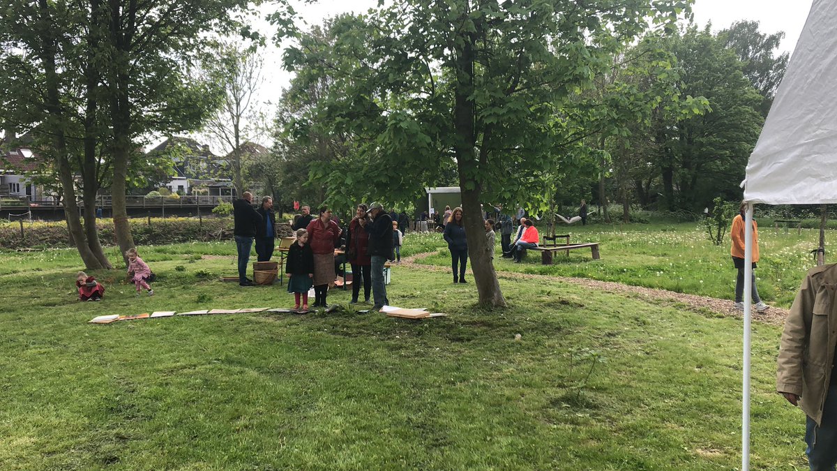 Ook het voedselpark De Groene Brunneper is officieel geopend vandaag. Een groene oase in een behoorlijk versteende omgeving. Mooi initiatief voor jong en oud.