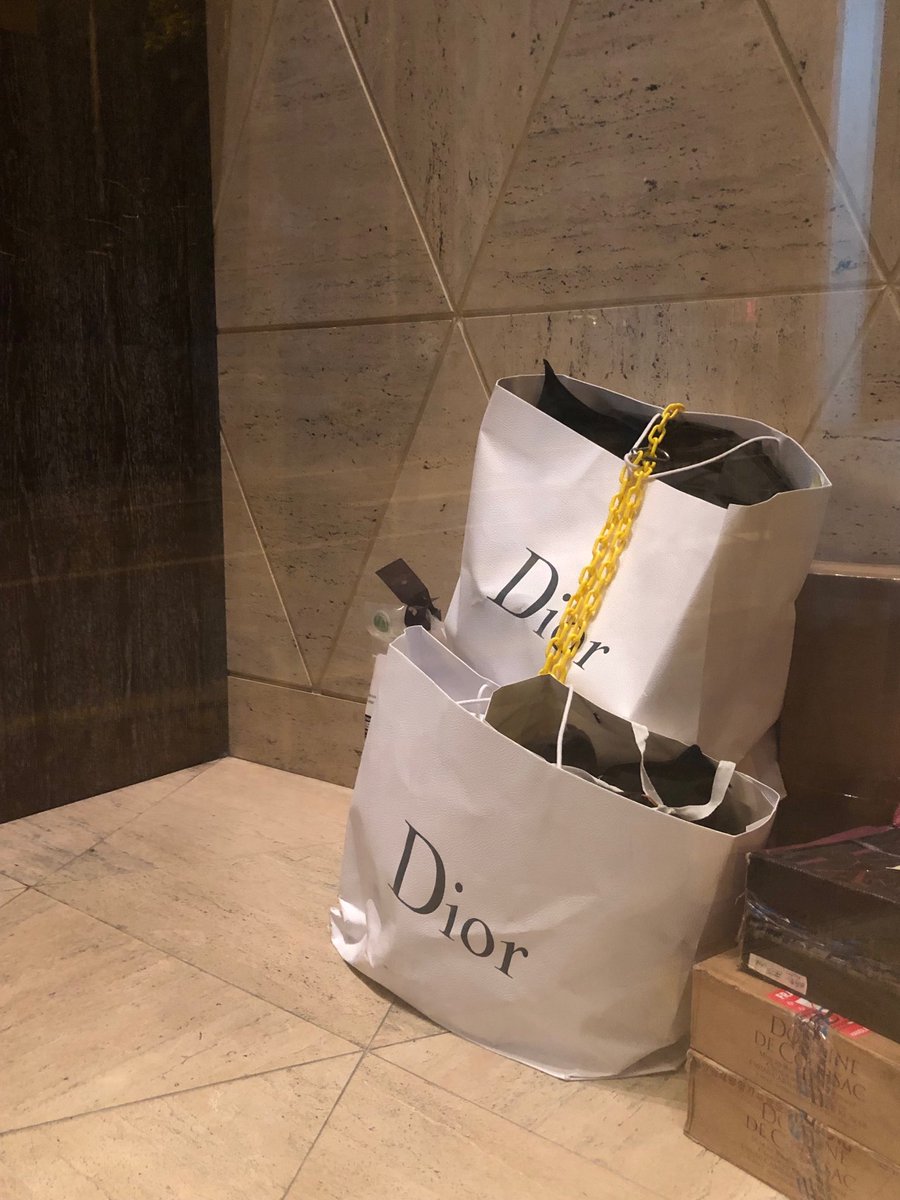 Dior in chains, Hong Kong