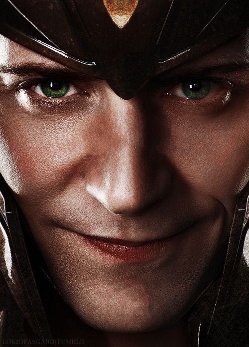 <a href="/HiddlestonSpam/">HiddlestonSpam - On indefinite hiatus</a> #HiddlesEyes #Loki #TomHiddleston