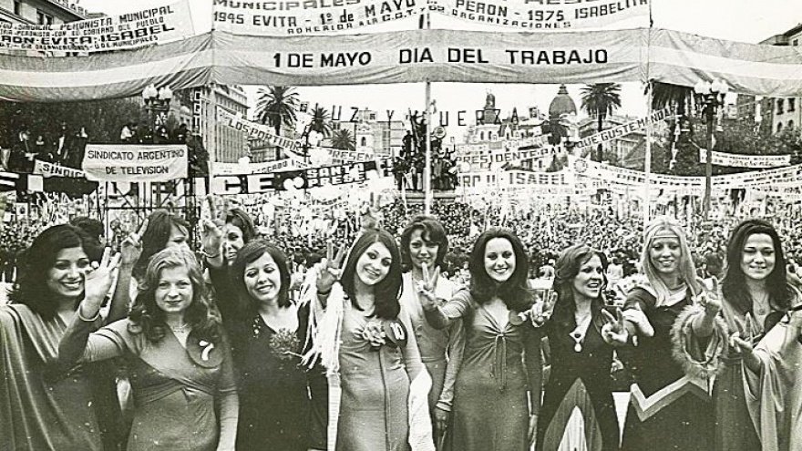 Argentina, 1975. This is the groovy ‘70s version of  #MayDay. /3 #InternationalWorkersDay  #DiaDelTrabajador  #1Mayo  #1Mai
