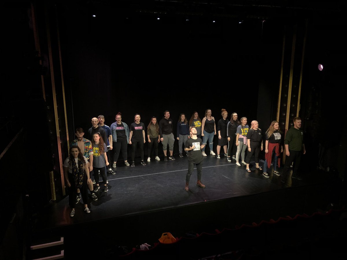 Performance No.3 WEST END - LONDON! Lots of little faces lit up arriving here this morning! Go get em! <a href="/UOCShowcase/">UOC Showcase</a> <a href="/CumbriaUni/">University of Cumbria</a>