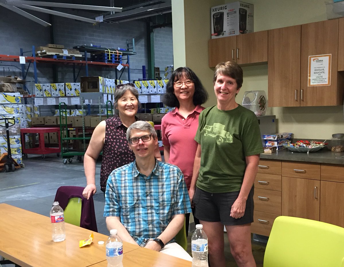 DrPengAtAVL's tweet photo. Another productive and fun evening: @CICSNC annual volunteering @MANNAFoodBank. Missing some of usual #CICSNC teammates but met some new friends, including a mom-son team. https://t.co/6sSetH0WbW