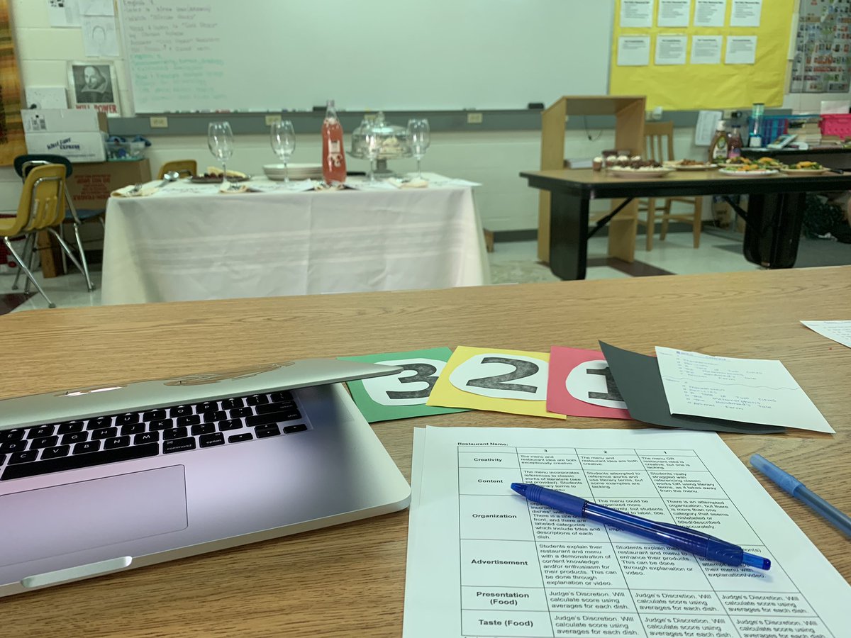 MsRedmanEnglish's tweet photo. Started today as a guest judge - evaluating AP students literature-themed restaurant concepts! Creative assignment and so much fun to participate! Thanks for the tasty eats and good luck on the exam next week! #edchatme https://t.co/K5jwtesBo6