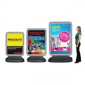 e4officeuk's tweet photo. When trying to attract passing trade you really need to stand out from the crowd. The Windtalker Sentinel forecourt sign is available in 3 sizes, which gives you the option of going LARGE with your advertising. More info on website https://t.co/bFNpRVKhj5 or call 01733 530170 https://t.co/a4jjYl0TlB