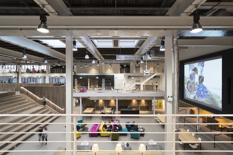 mylondonworks's tweet photo. Six London businesses celebrated success at the BCO Annual Regional Awards, including Facebook, 2TVC and Deloitte.

Take a look inside some of #London's award-winning workplaces: https://t.co/vd1B98ywZR 

#HappyAtWork #OfficeDesign https://t.co/CPQ5Th7yom