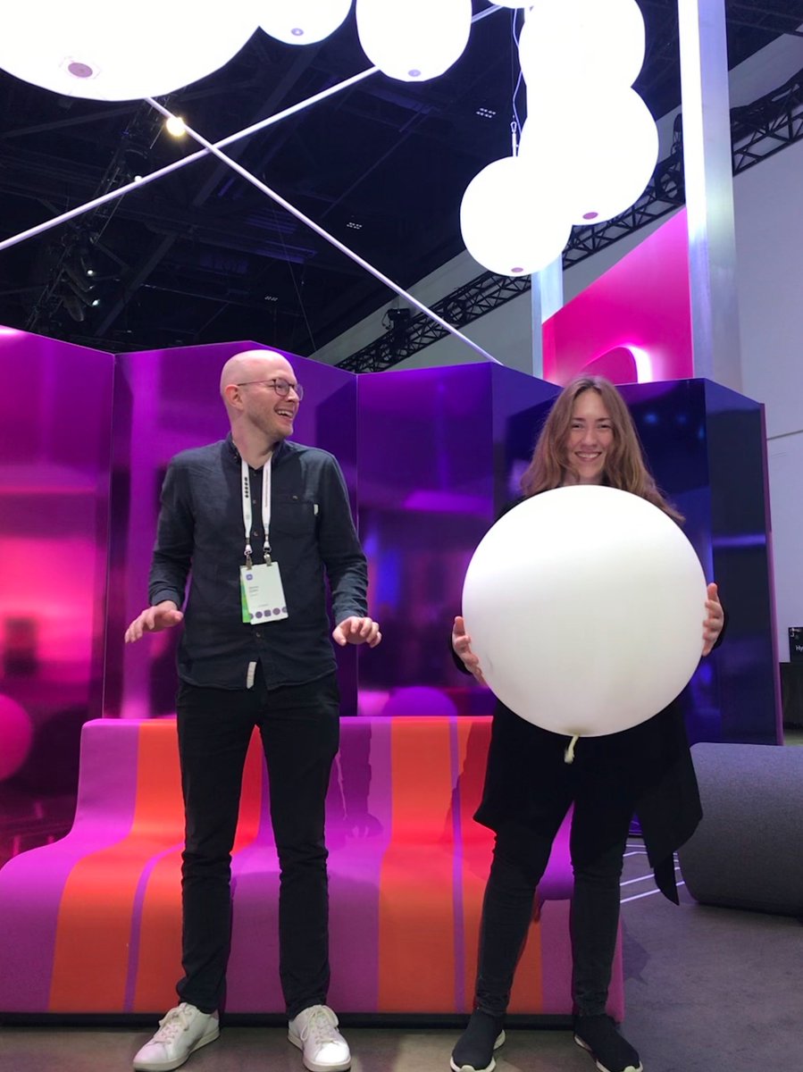 Expressens utvecklare <a href="/jimmycallin/">Jimmy Callin</a> och Amanda Stensland säger hej från F8 2019, Facebooks utvecklarkonferens i San José, Kalifornien. Där har de fått höra nyheter om kommande redesign, satsningar på AI och röst, Messenger, grupper och mer som de ska blogga om framöver