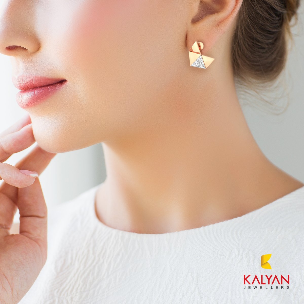 Candere by Kalyan Jewellers Yellow Gold 18kt Dangle Earring Price in India  - Buy Candere by Kalyan Jewellers Yellow Gold 18kt Dangle Earring online at  Flipkart.com