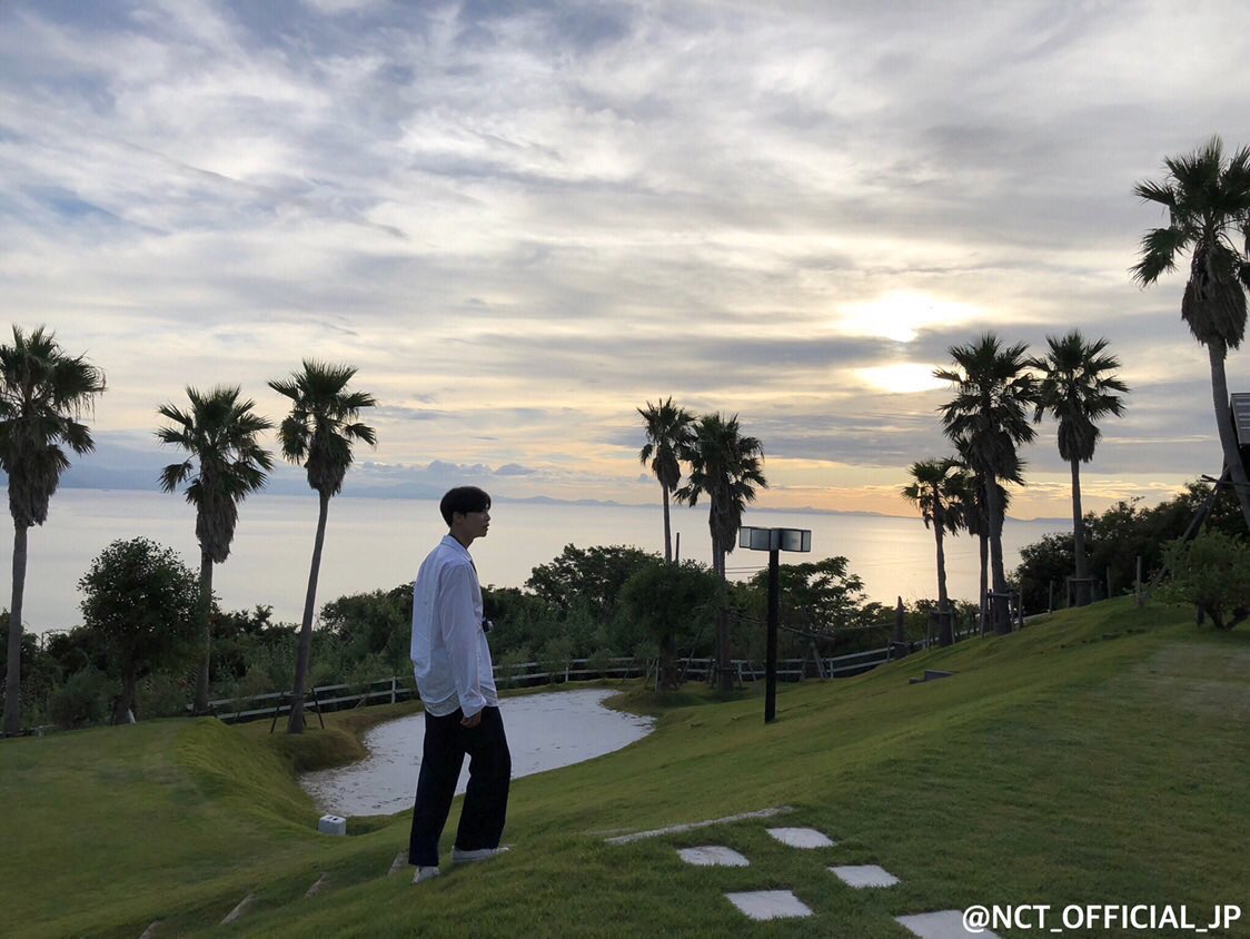 SUHJOHNNY_TH's tweet photo. OFFICIAL | 190501 NCT_OFFICIAL_JAPAN #JOHNNY #쟈니 

＜NCT 127 Memorial Book＞
SPECIAL ONE DAY Off shot
2018 Summer

#NCT127

https://t.co/dYxw5LiEnz https://t.co/GPGjmqB7MD