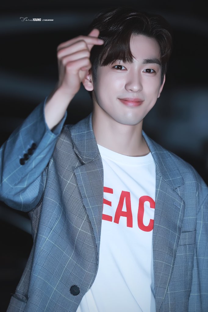 D5eHSZpUEAEuFWe.jpg:orig